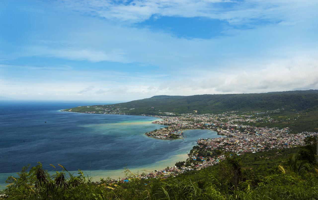 Hotel Santika Luwuk - Sulawesi Tengah Kültér fotó