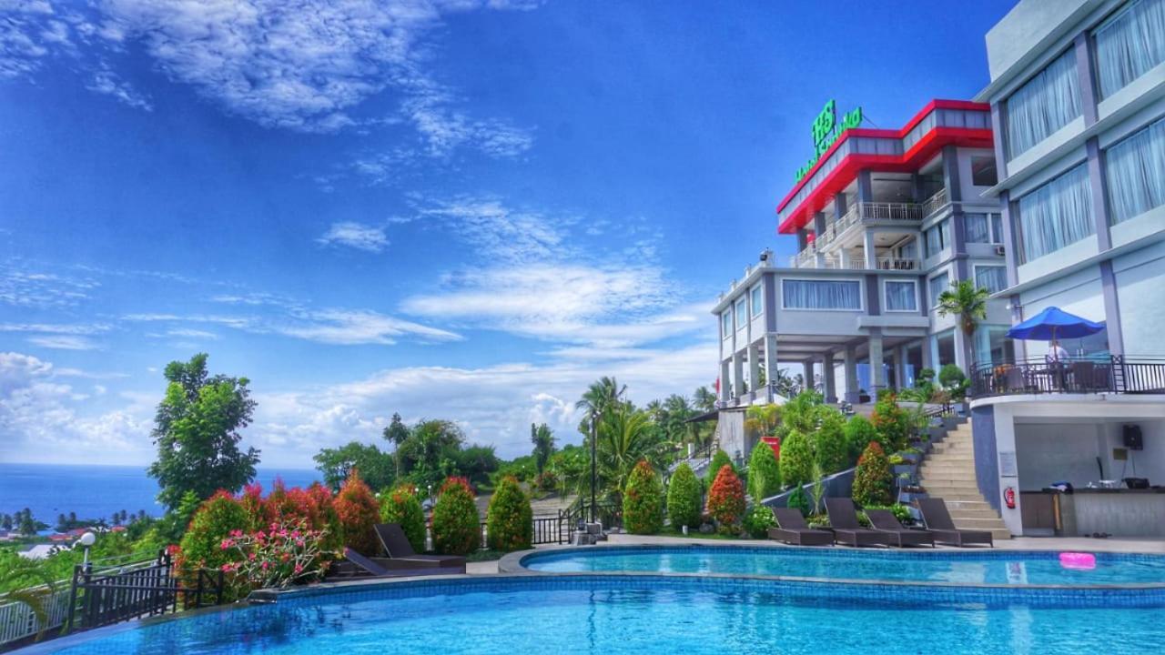 Hotel Santika Luwuk - Sulawesi Tengah Kültér fotó